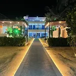 Exclusiva Villa Frente A La Playa