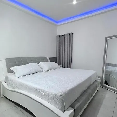 Villa Exclusiva Frente A La Playa Cartagena